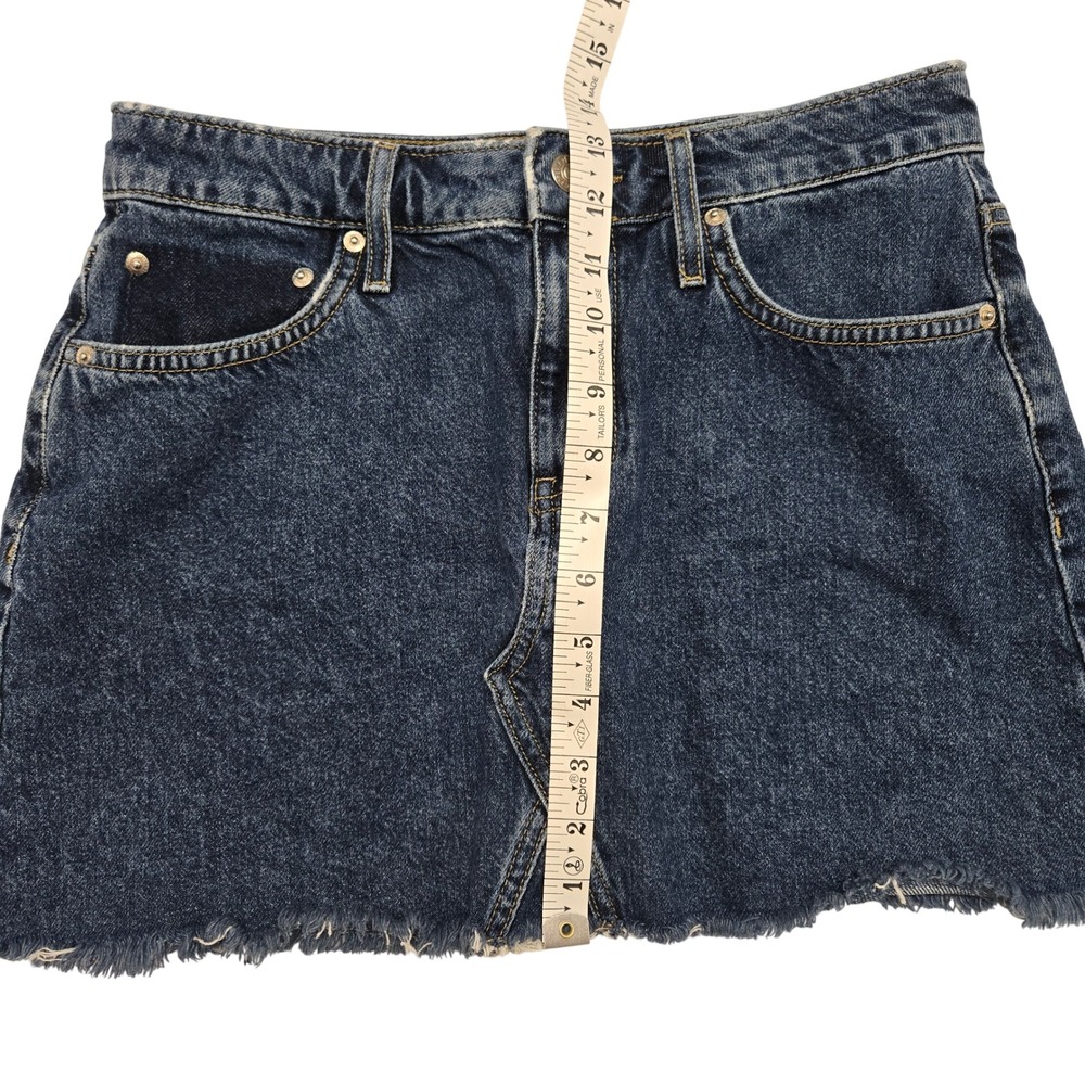 Forever 21 Dark Wash Denim Mini Skirt Raw Hem Blue 100% Cotton Womens Size Med - Picture 6 of 6